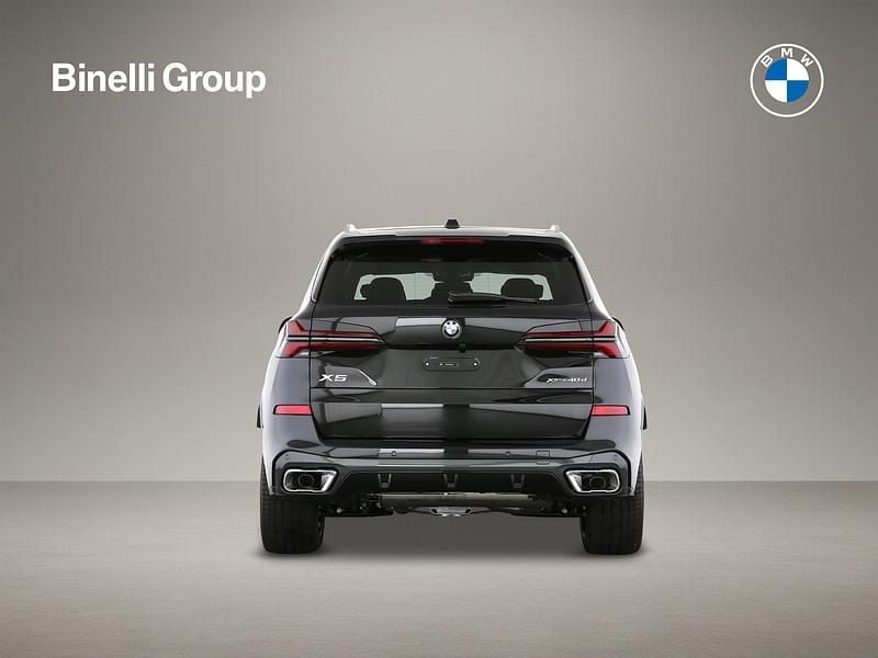 Neu BMW X5 Comfort Edition 381 PS (280 kW) 2025 Schwarz SUV