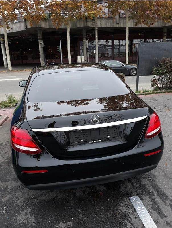 Gebraucht Mercedes E220 194 PS (142 kW) 2017