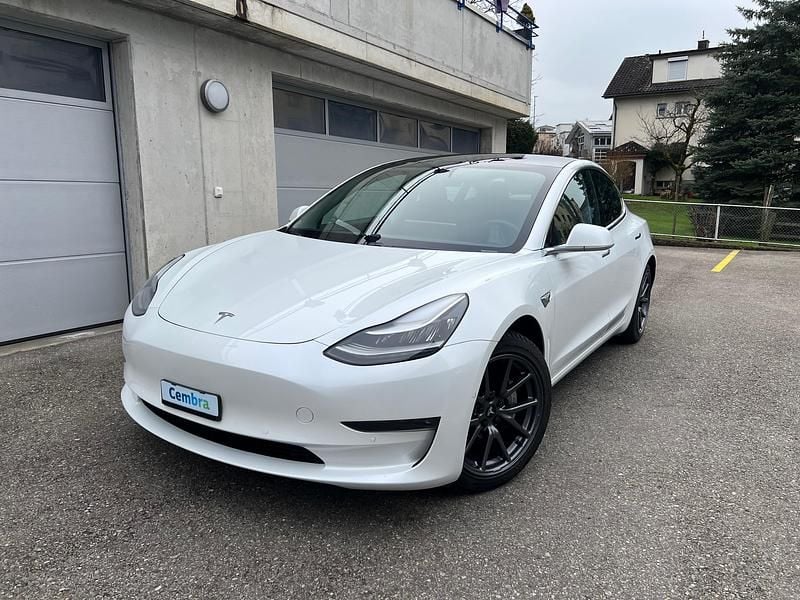 Gebraucht 2019 Tesla Model 3 Limousine | CHF 18’990 (Guter Preis) - Bild 1/4
