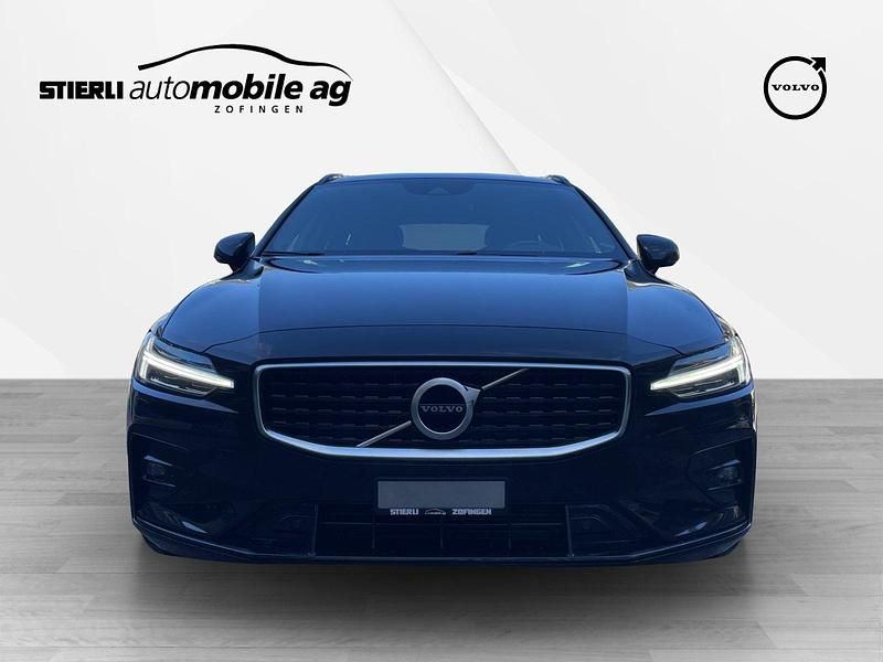 Gebraucht Volvo V60 R-Design 190 PS (139 kW) 2020 Kombi