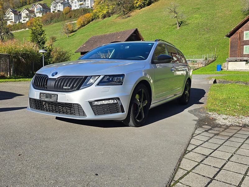 Gebraucht 2017 Skoda Octavia RS Kombi | CHF 12’000 (Fairer Preis) - Bild 1/4
