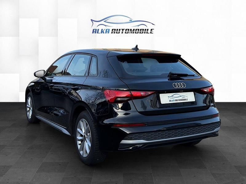 Gebraucht Audi A3 Ambiente 150 PS (110 kW) 2024 Limousine