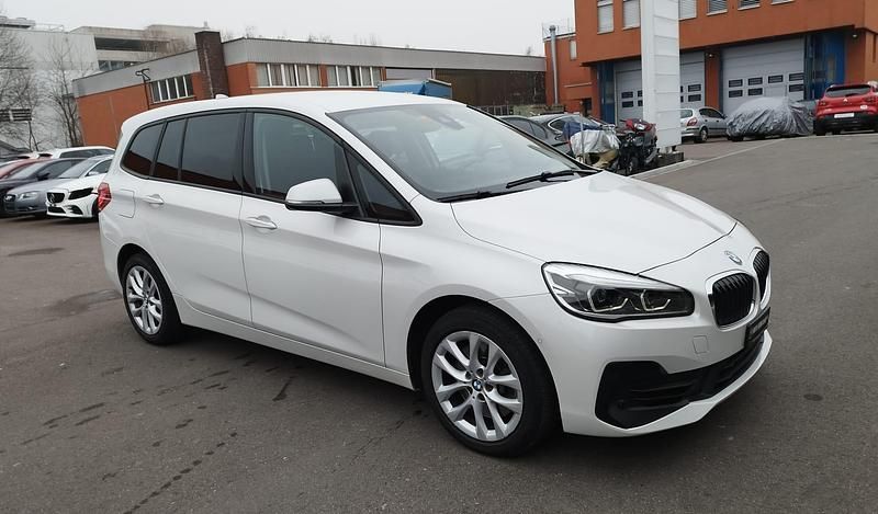 Gebraucht BMW 218 Gran Tourer Sport Line 150 PS (110 kW) 2020 Van / Kleinbus