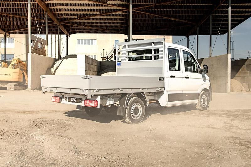 Gebraucht VW Crafter 140 PS (102 kW) 2024 Weiss Van