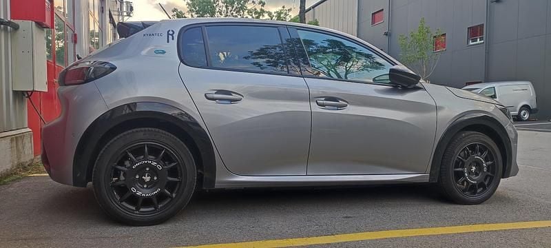 Gebraucht Peugeot e-208 GT 100 kW (136 PS) 2022 Kleinwagen