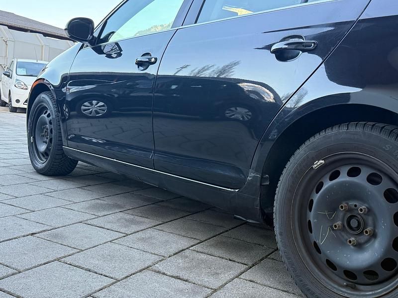 Gebraucht VW Golf VI Comfortline 105 PS (77 kW) 2008 Kleinwagen