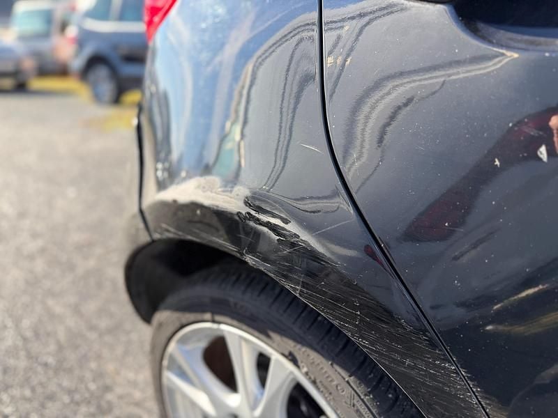 Gebraucht Mazda 2 Exclusive 86 PS (63 kW) 2009