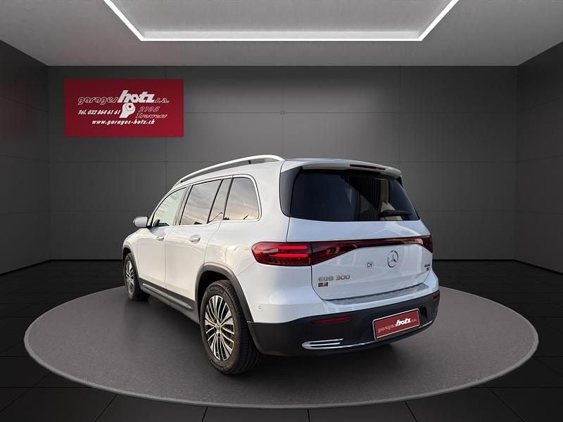 Gebraucht Mercedes EQB300 167 kW (228 PS) 2024 Weiss SUV