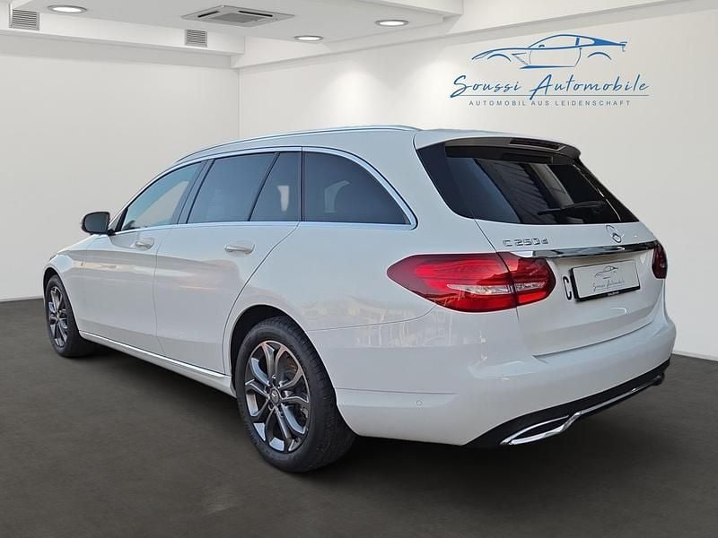 Gebraucht Mercedes C250 204 PS (150 kW) 2015