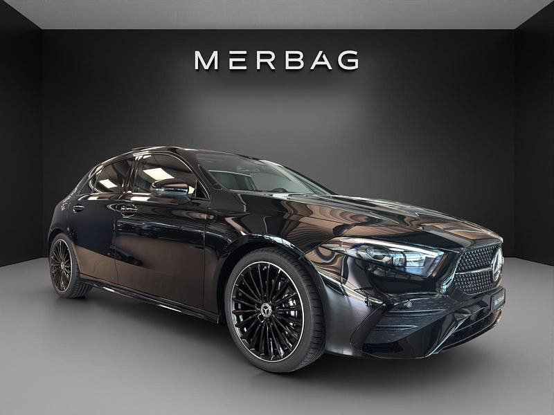 Schwarz Gebraucht 2025 Mercedes A200 Night Limousine | CHF 51’100 - Bild 1/4