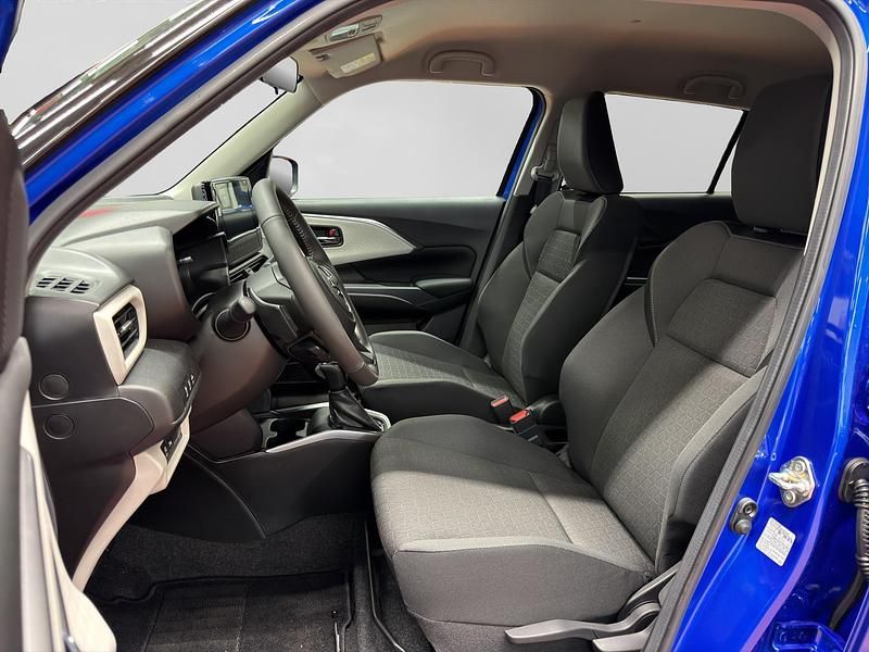 Neu Suzuki Swift 82 PS (60 kW) 2025 Blau Limousine