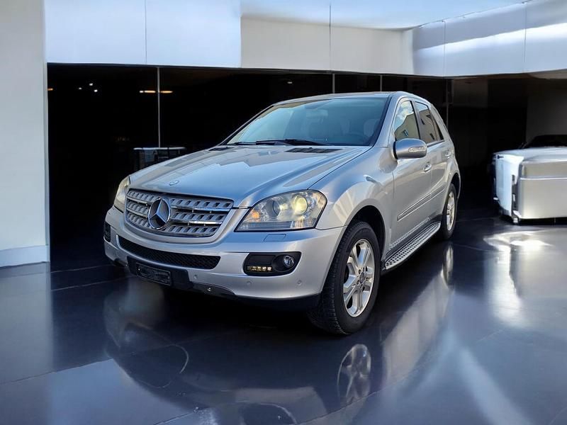 Gebraucht Mercedes ML320 224 PS (164 kW) 2007 SUV