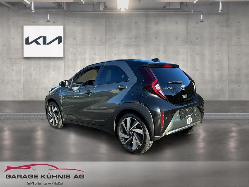 Gebraucht Toyota Aygo X Style 72 PS (52 kW) 2024 Grün SUV
