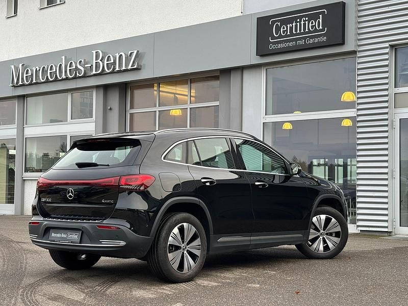 Gebraucht Mercedes EQA300 Progressive 167 kW (228 PS) 2021 SUV