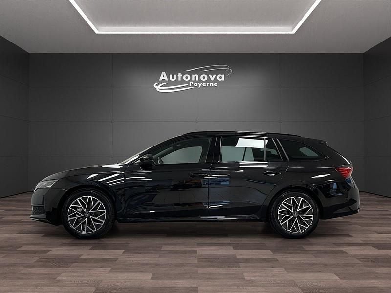 Neu Skoda Octavia SportLine 150 PS (110 kW) 2025 Schwarz Kombi
