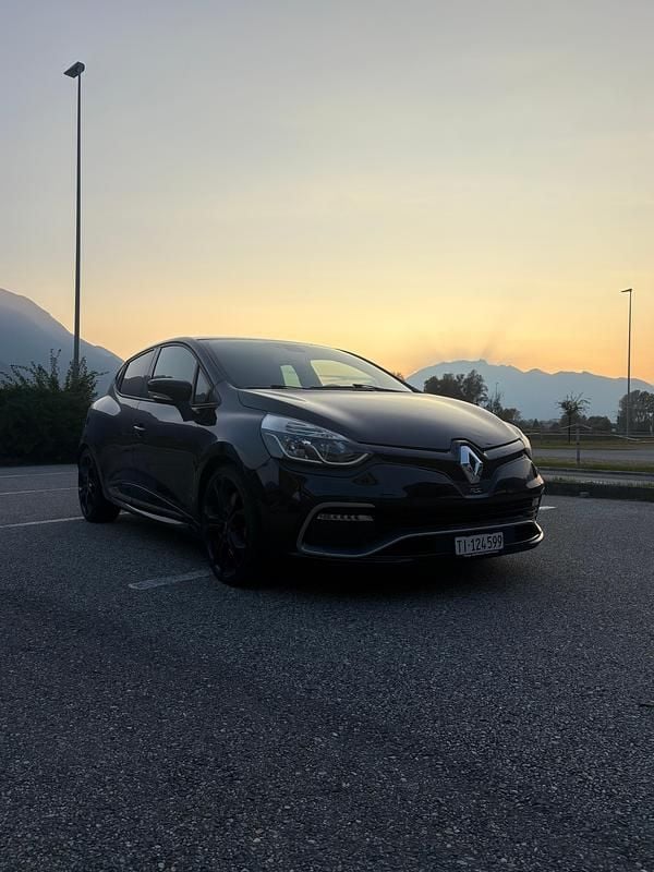 Gebraucht 2016 Renault Clio IV Trophy | CHF 14’990 (Fairer Preis) - Bild 1/4