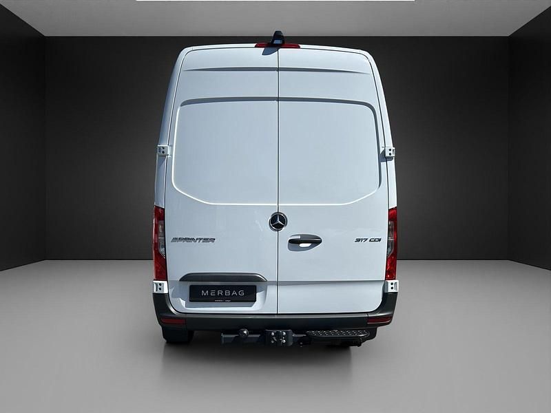 Gebraucht Mercedes Sprinter 170 PS (125 kW) 2025 Van