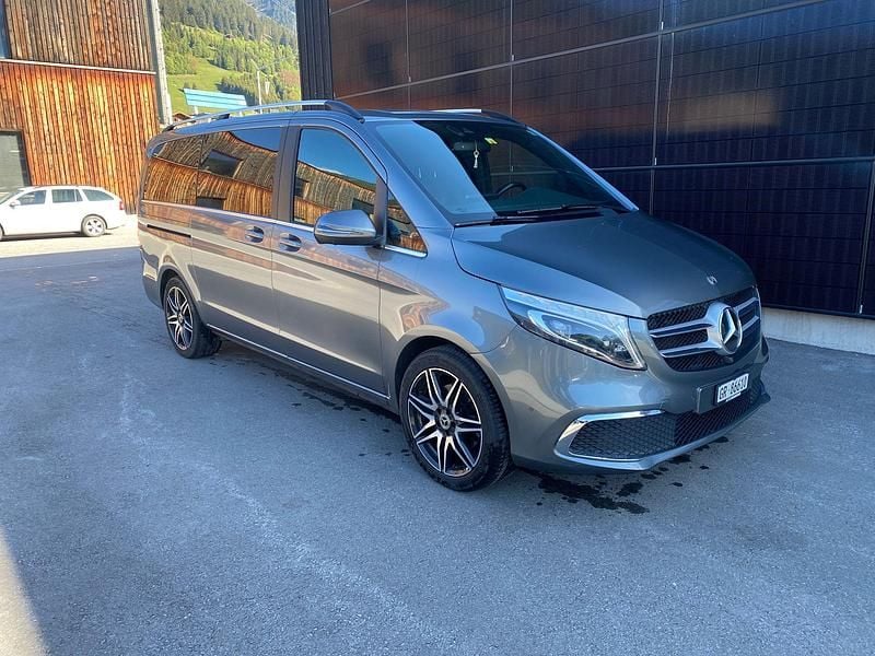 Gebraucht 2020 Mercedes V300 Avantgarde Van / Kleinbus | CHF 49’900 (Fairer Preis) - Bild 1/4