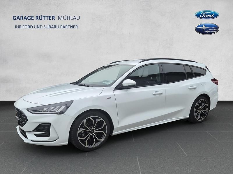 Weiss Gebraucht 2023 Ford Focus ST-Line Kombi | CHF 18’800 (Fairer Preis) - Bild 1/4