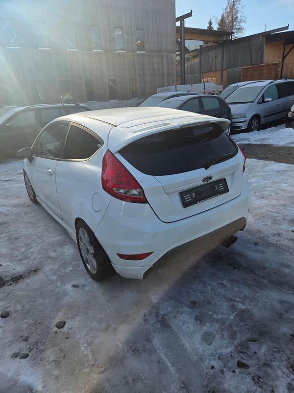 Gebraucht Ford Fiesta Sport 120 PS (88 kW) 2010 Kleinwagen