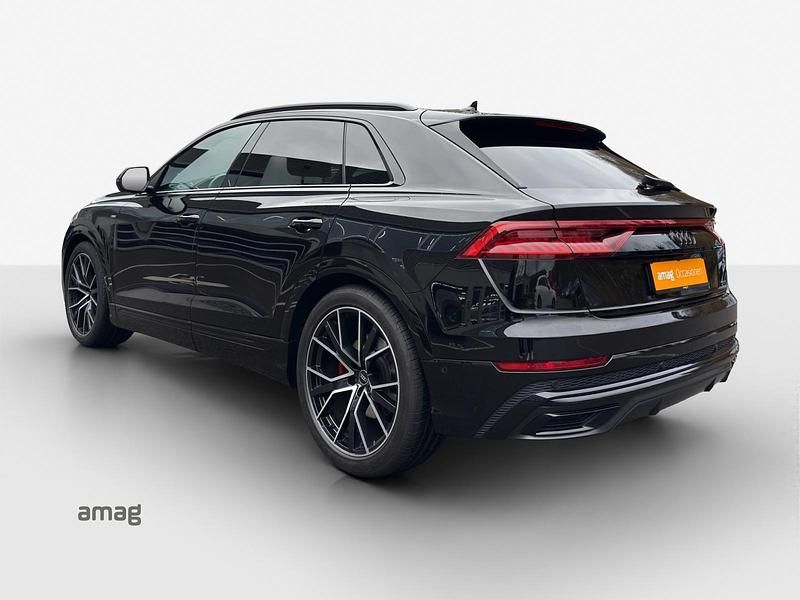 Gebraucht Audi Q8 Black Edition 340 PS (250 kW) 2021 Mythosschwarz metallic SUV
