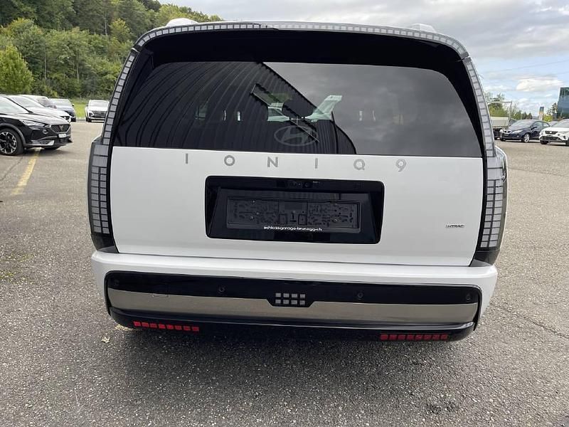 Neu Hyundai Ioniq 9 308 kW (420 PS) 2026 Weiss SUV