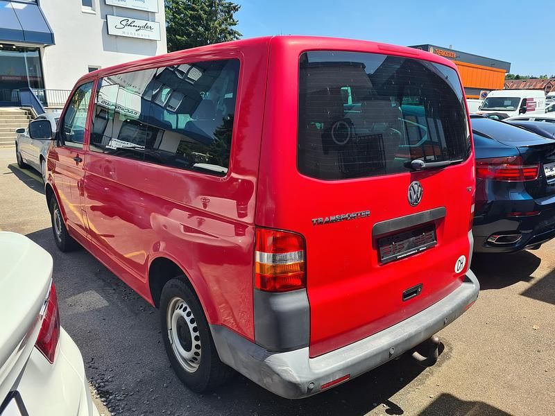 Gebraucht VW Caravelle Comfortline 131 PS (96 kW) 2006 Van / Kleinbus