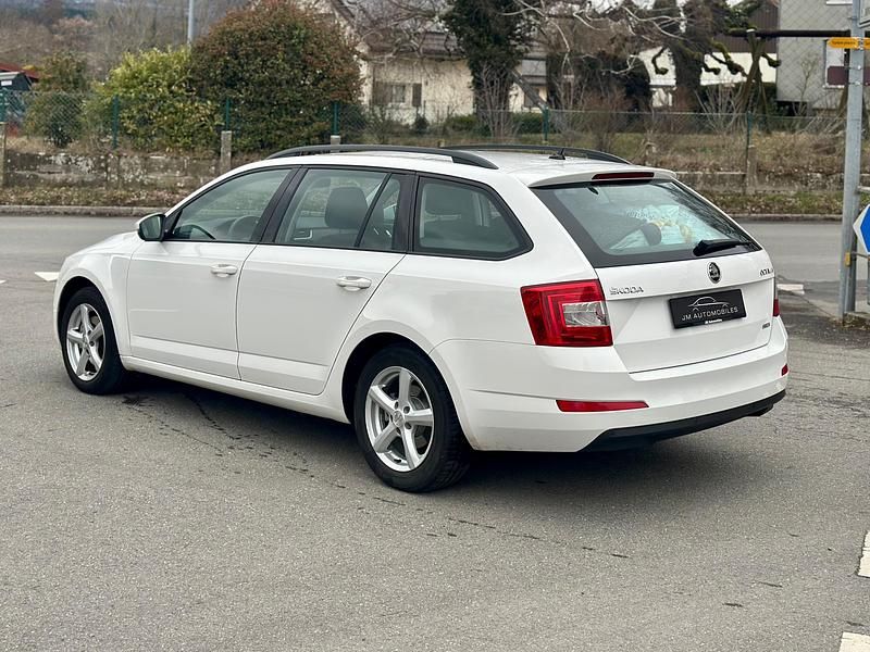 Gebraucht Skoda Octavia Ambition 110 PS (80 kW) 2016 Kleinwagen