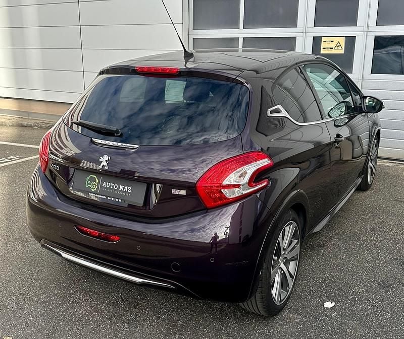 Gebraucht Peugeot 208 Allure 120 PS (88 kW) 2013 Kleinwagen