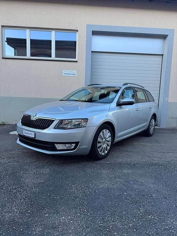 Gebraucht 2015 Skoda Octavia Ambition Kombi | CHF 10’500 (Etwas zu teuer) - Bild 1/4