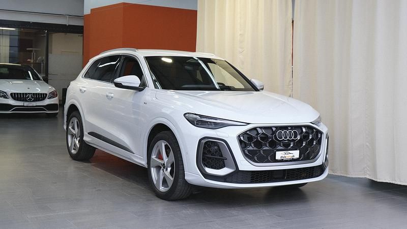 Gebraucht Audi Q5 S-Line 204 PS (150 kW) 2025 SUV