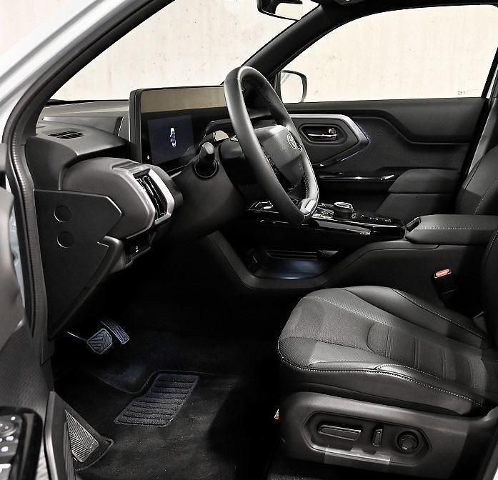 Neu Toyota Urban Cruiser Comfort 105 kW (144 PS) 2026 Grau SUV