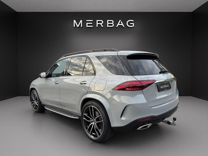Neu Mercedes GLE350 333 PS (244 kW) 2025 Grau Kombi