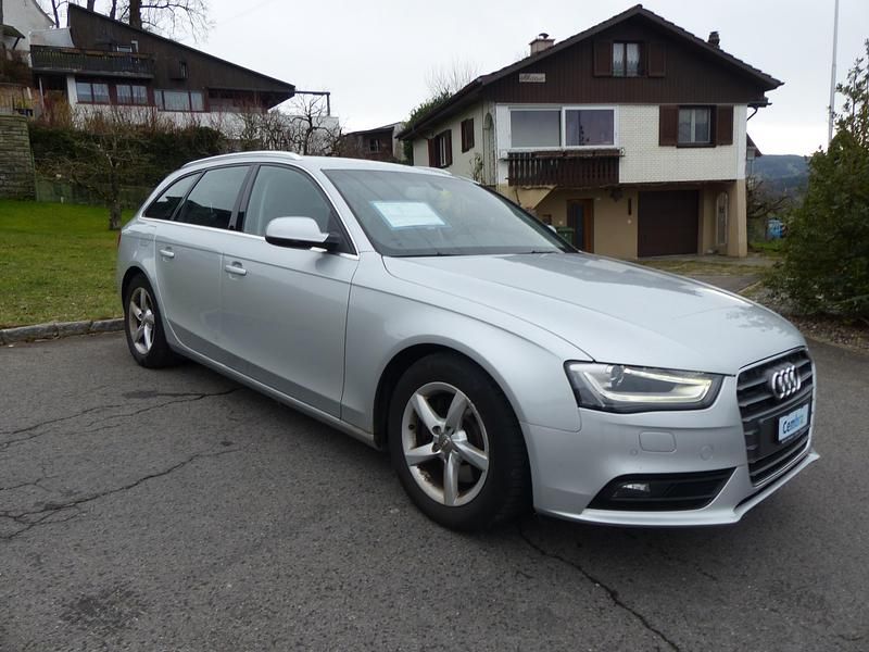 Gebraucht Audi A4 136 PS (100 kW) 2013 Grau Kombi