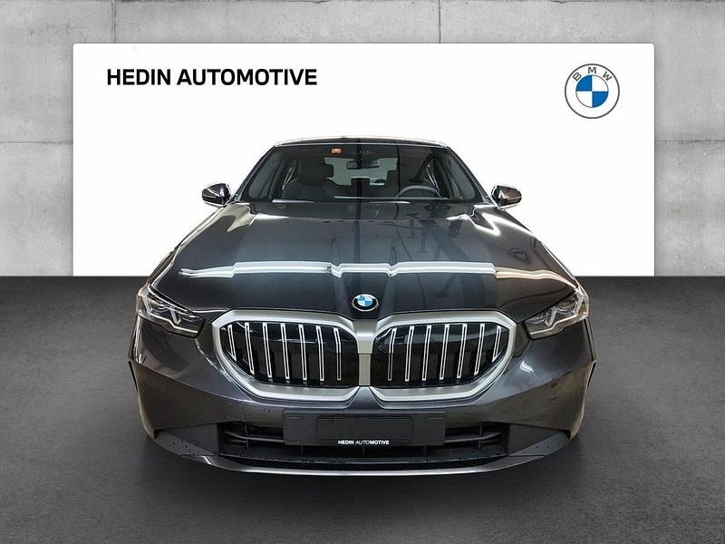 Gebraucht BMW 540 Comfort Edition 303 PS (222 kW) 2024 Limousine