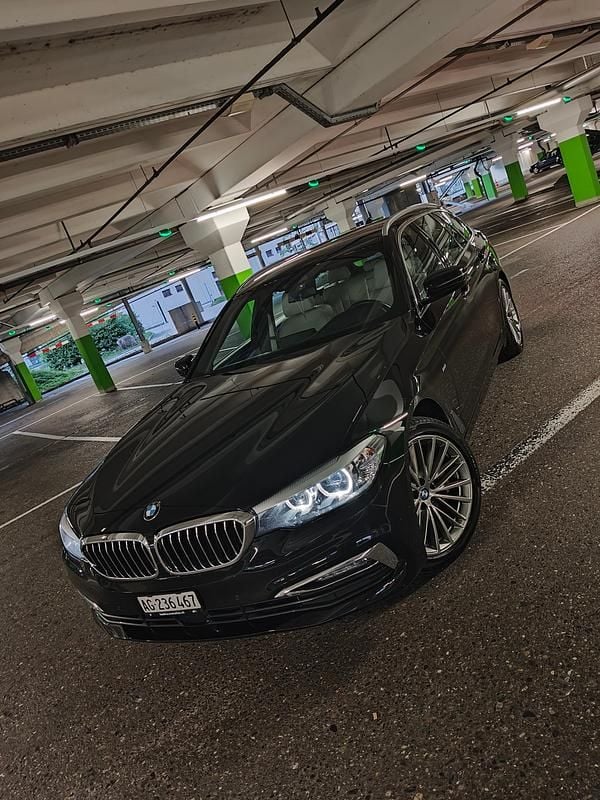 Gebraucht 2018 BMW 530 Luxury Line Kombi | CHF 19’999 (Superpreis) - Bild 1/4