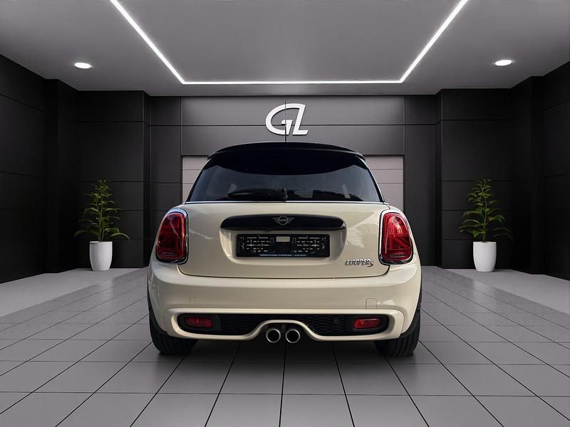 Gebraucht Mini Cooper S 192 PS (141 kW) 2021 Weiss Kleinwagen