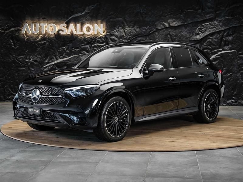 Gebraucht Mercedes GLC300 AMG line 258 PS (189 kW) 2023 SUV
