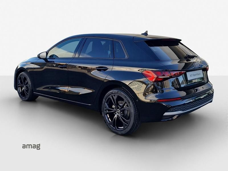 Gebraucht Audi A3 Sportback e-tron Attraction 150 PS (110 kW) 2025 Kleinwagen