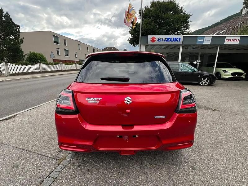 Neu Suzuki Swift 82 PS (60 kW) 2025 Rot Kleinwagen