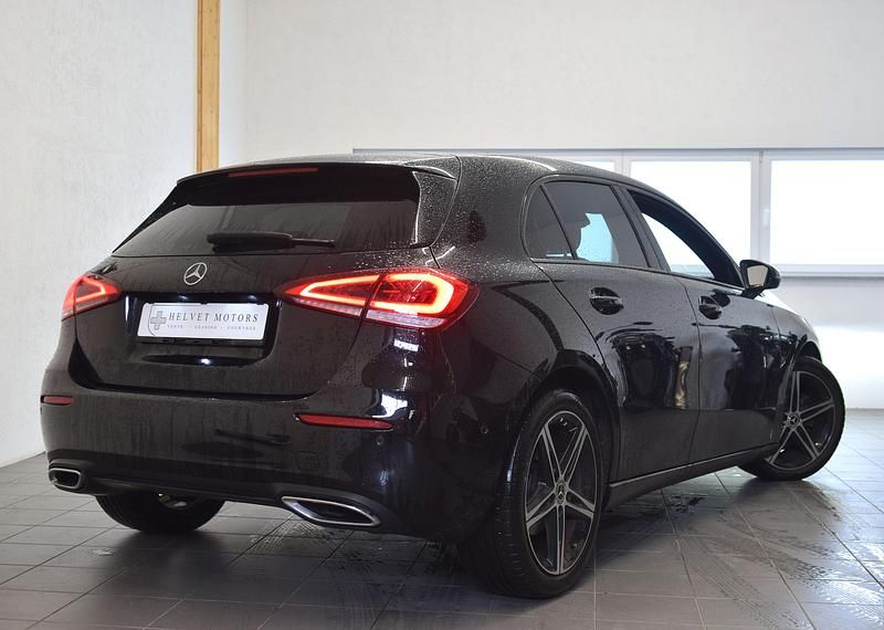 Gebraucht Mercedes A180 Night 136 PS (100 kW) 2021