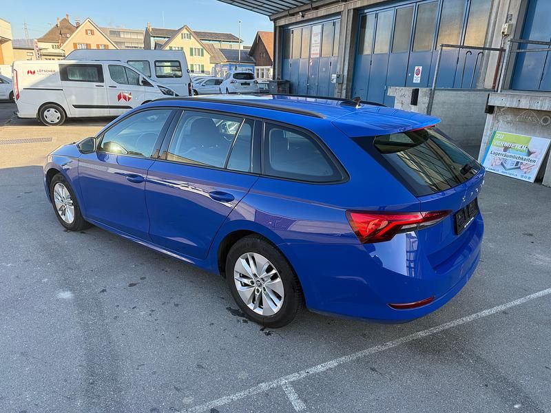 Gebraucht Skoda Octavia Ambition 115 PS (84 kW) 2021 Kombi