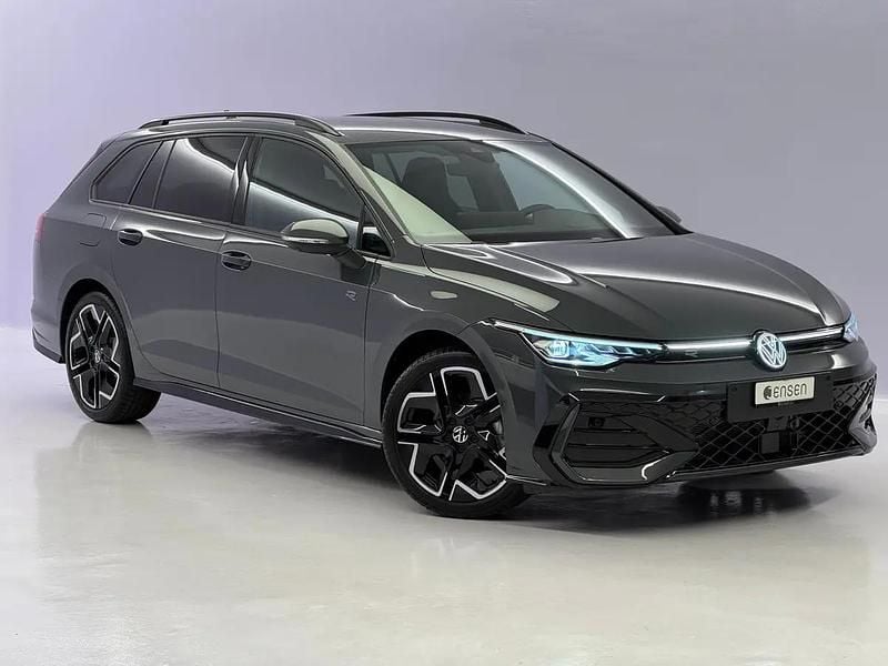 Gray Neu 2025 VW Golf VIII R-line Kombi | CHF 37’670 (Superpreis) - Bild 1/4