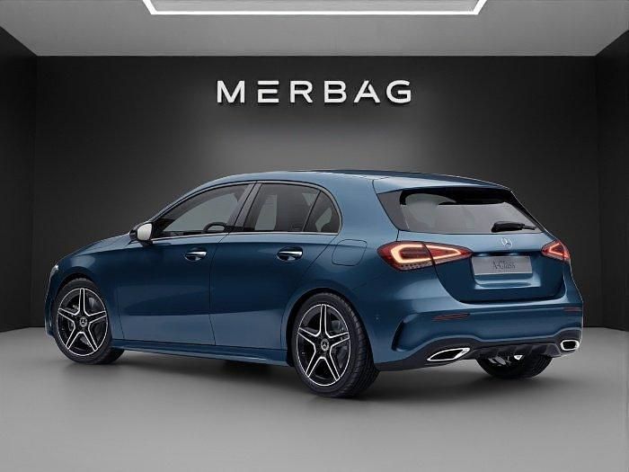 Gebraucht Mercedes A250 AMG line 224 PS (164 kW) 2019 Blau Limousine