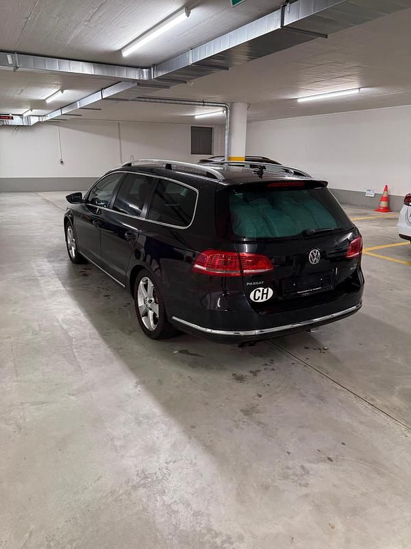 Gebraucht VW Passat Design 160 PS (117 kW) 2014 Kombi