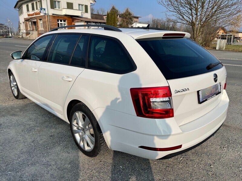 Gebraucht Skoda Octavia Ambition 184 PS (135 kW) 2018 Kombi