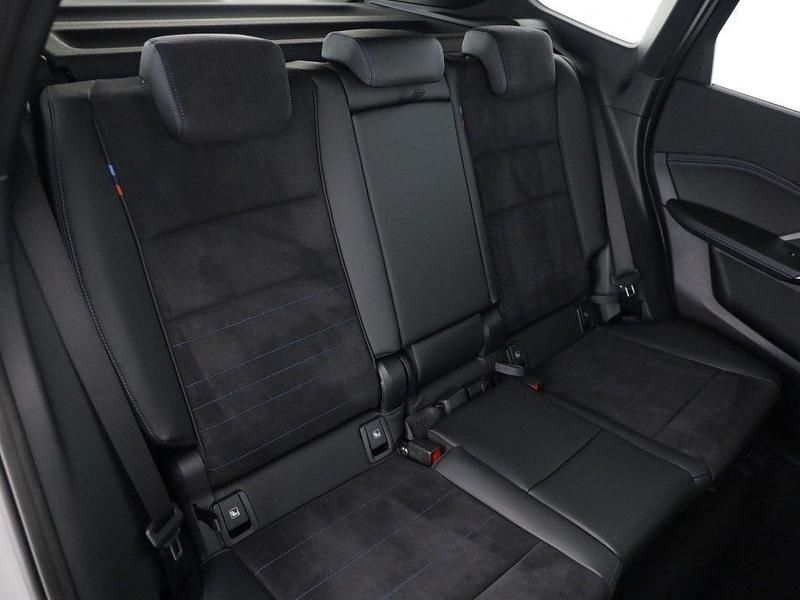 Neu BMW X1 M Sport 163 PS (119 kW) 2025 Spacesilber mét. SUV