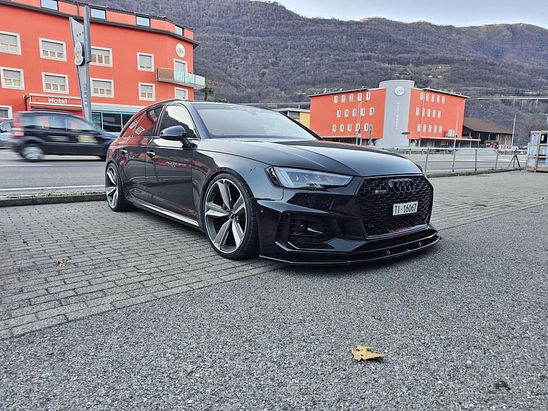 Gebraucht Audi RS4 450 PS (330 kW) 2019 Kombi