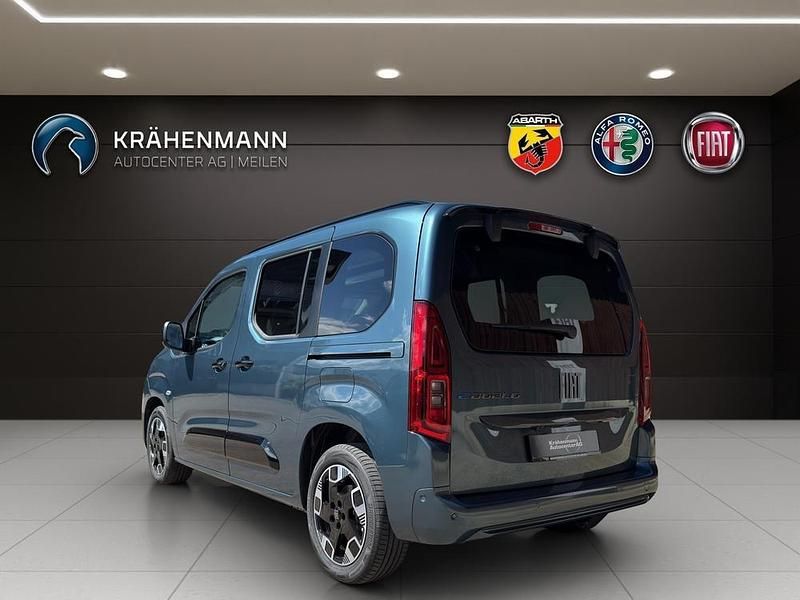 Neu Fiat e-Doblò Lounge 100 kW (136 PS) 2025 Blau Van / Kleinbus