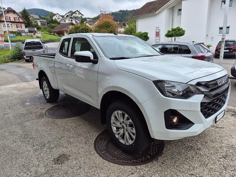 Neu Isuzu D-Max 163 PS (119 kW) 2025 Abholung
